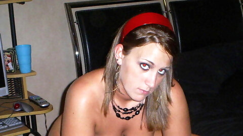 BBW Teen GF I met Online showing her naked body for cash