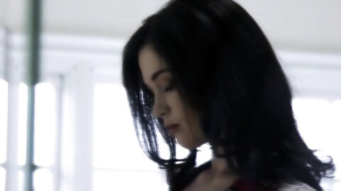'Gorgeous Girl Likes Being Drilled'