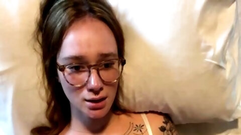 Beautiful nerd teen heart-stopping porn scene